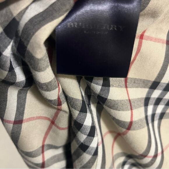 Burberry Trench Coat - Picture 6 of 7